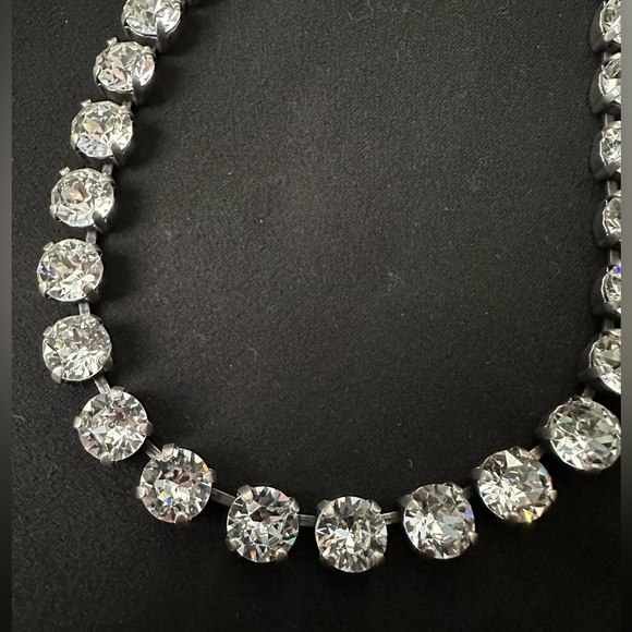 Boutique Swarovski crystal necklace - Picture 4 of 4